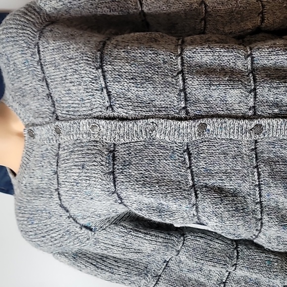 St. Michael Blue Gray Cardigan ~ Silver Buttons ~Puffy Sleeves ~ Made in the UK - Picture 5 of 15